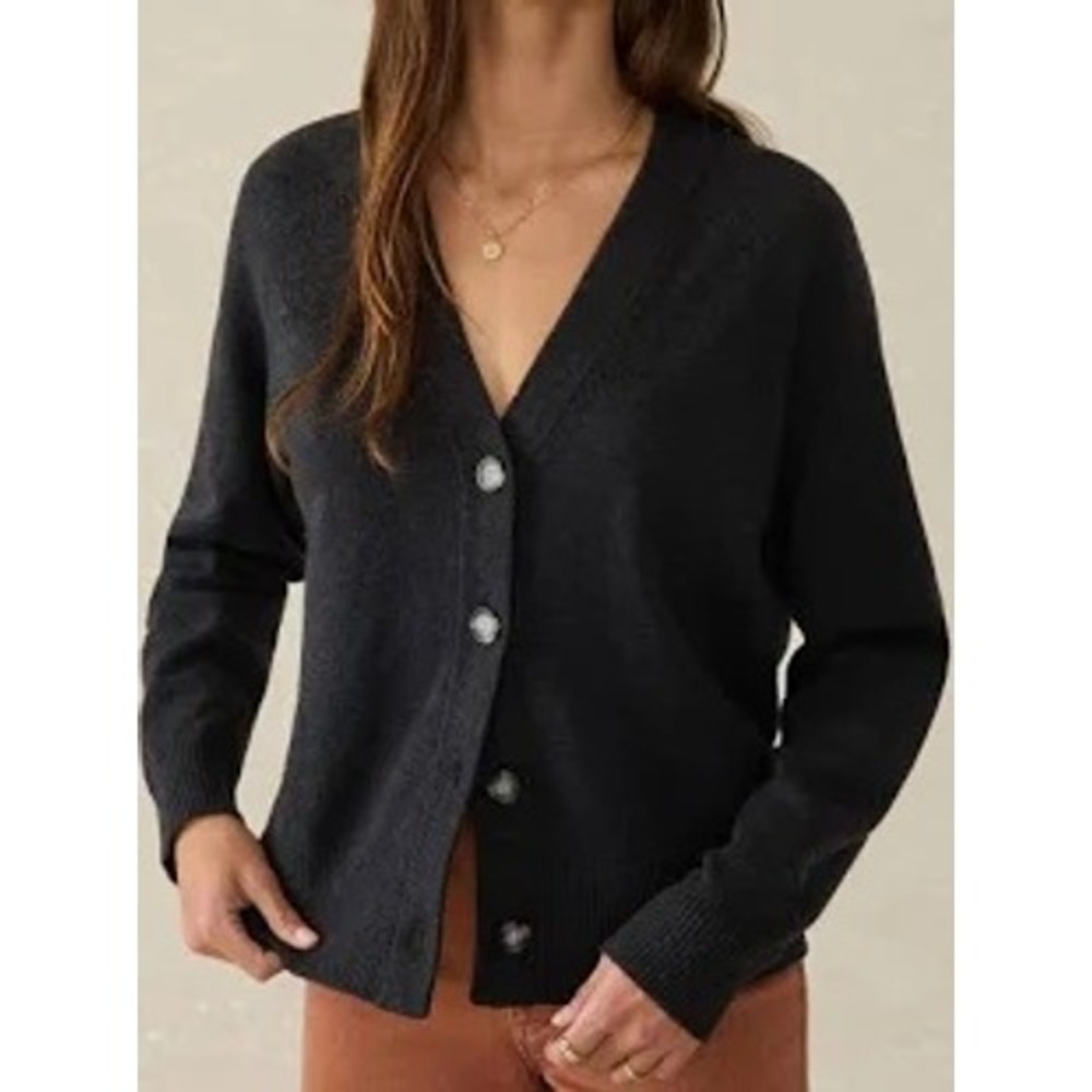 Faherty women Jackson cardigan boxy cozy minimalist costal hygge‎ academia